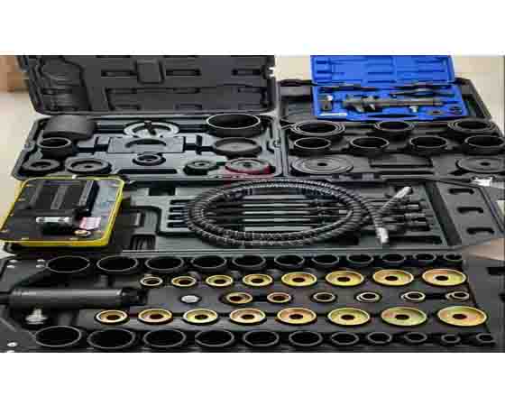 簡(jiǎn)述常用底盤(pán)拆工具的使用步驟及操作注意事項(xiàng)?